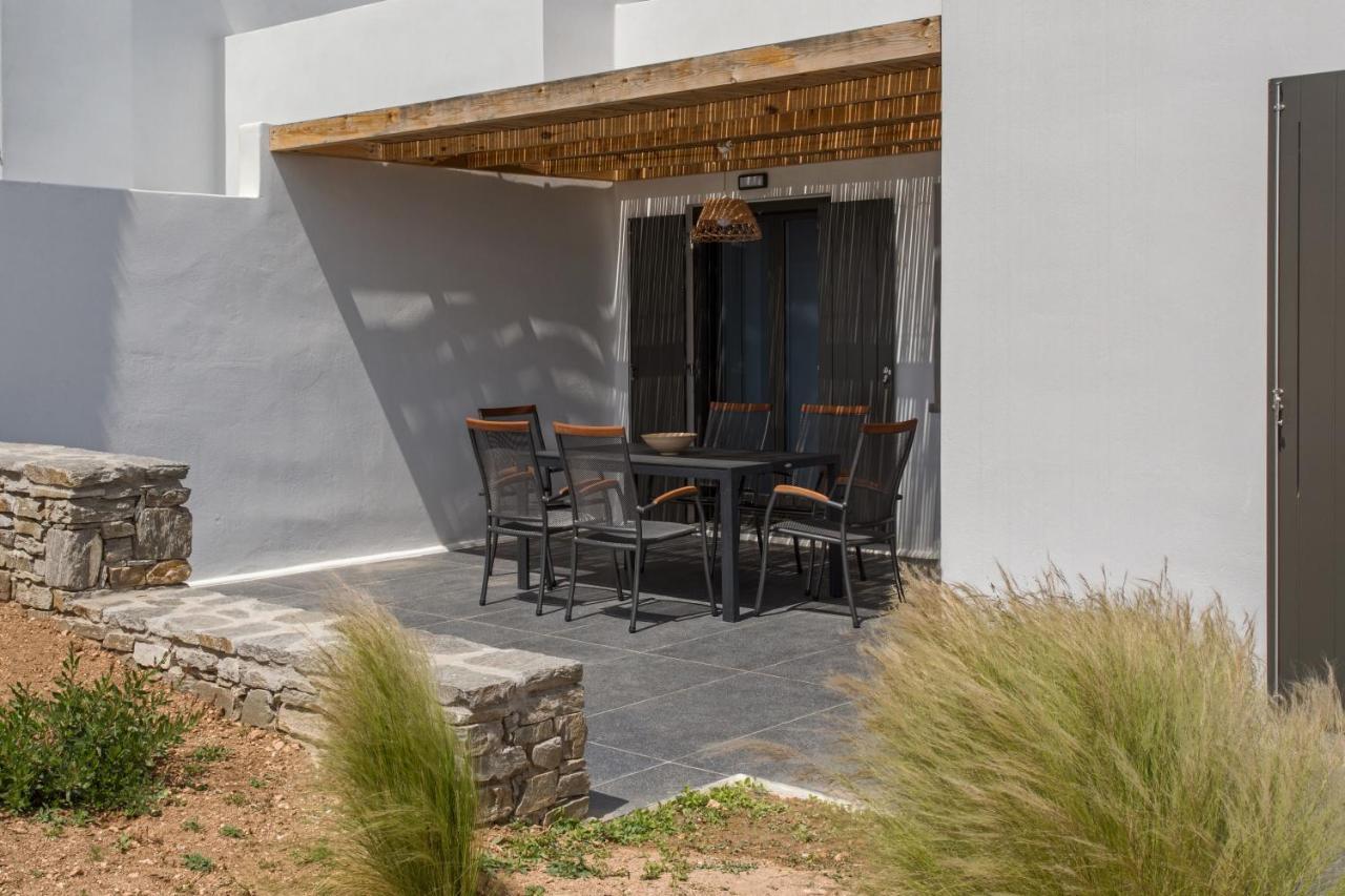 Vastblue Of Paros Aparthotel Ambelas Exterior foto