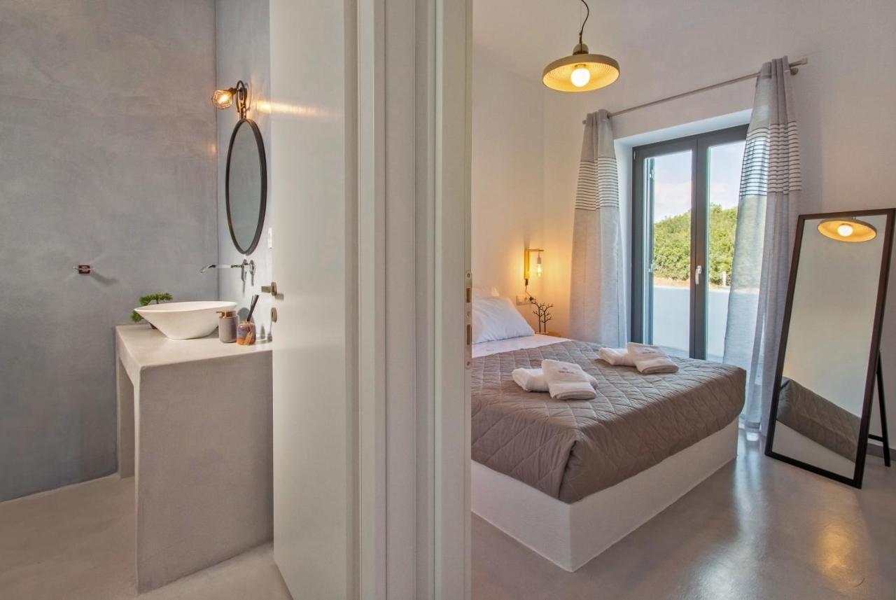 Vastblue Of Paros Aparthotel Ambelas Exterior foto